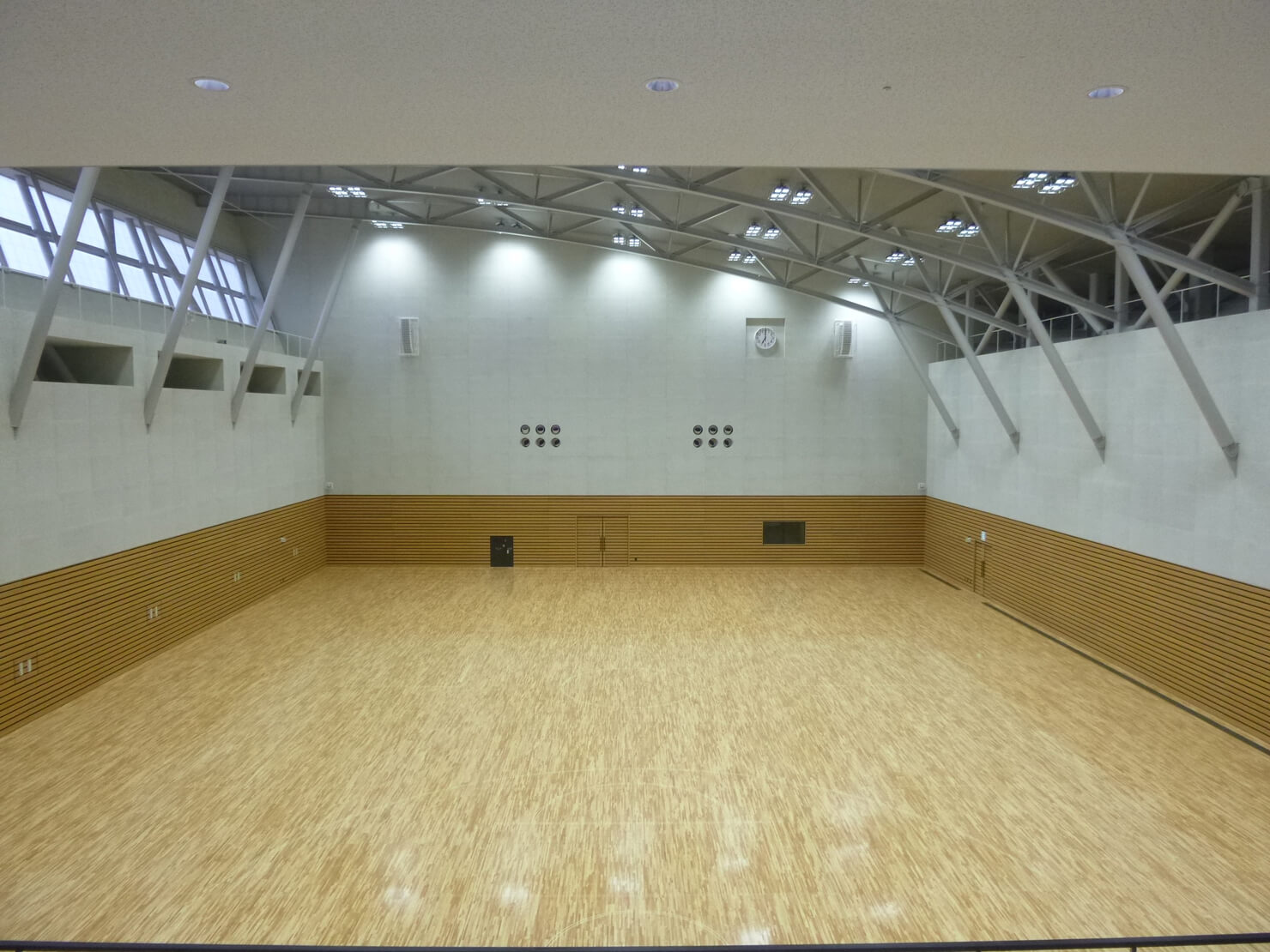 科学技術高等学校　体育館